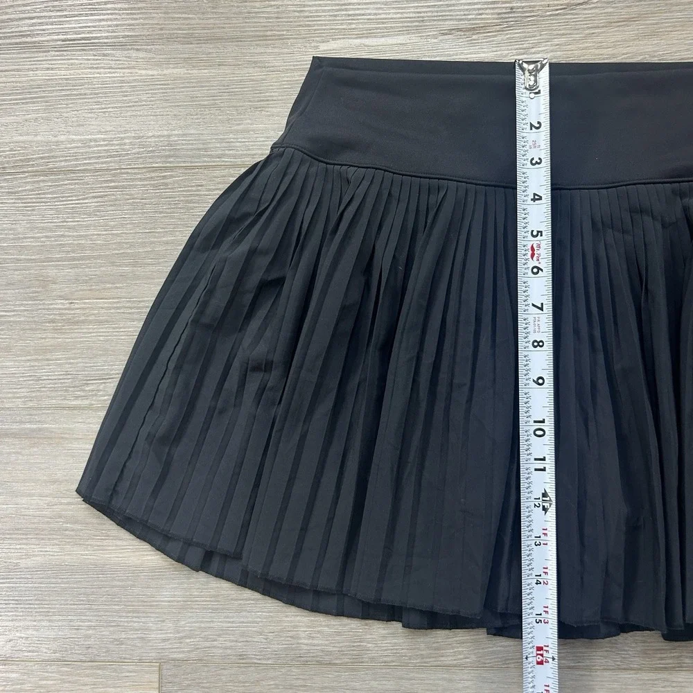 Gilly Hicks Large Black Pleated Athletic Skirt Built-In Shorts Stretch